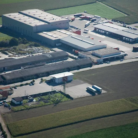 Nibelungenmotel Μοτέλ Pöchlarn